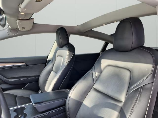 2021 Tesla Model 3 Standard Range Plus RWD