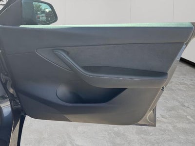 2022 Tesla Model Y Long Range AWD