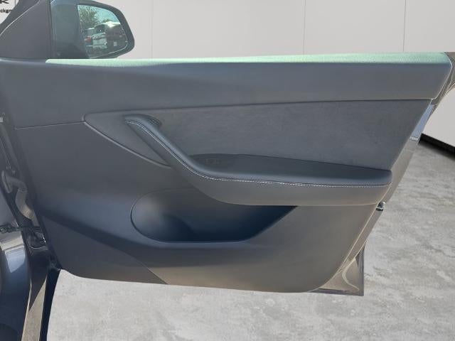 2022 Tesla Model Y Long Range AWD