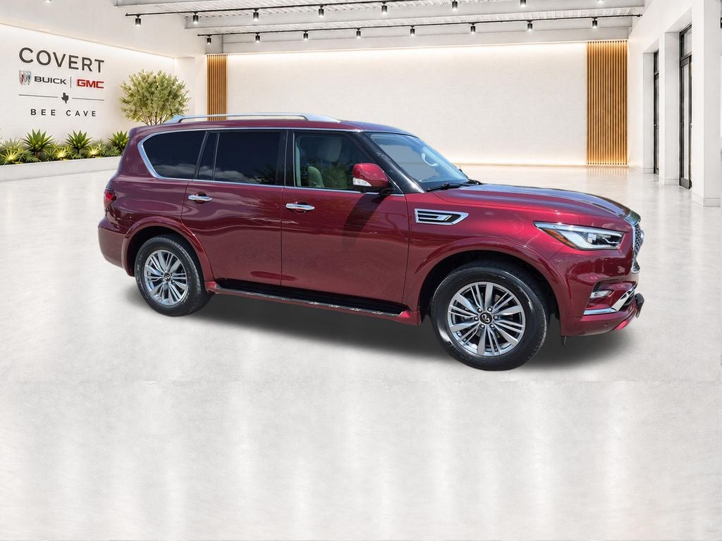2022 INFINITI QX80 LUXE