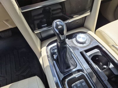 2022 INFINITI QX80 LUXE