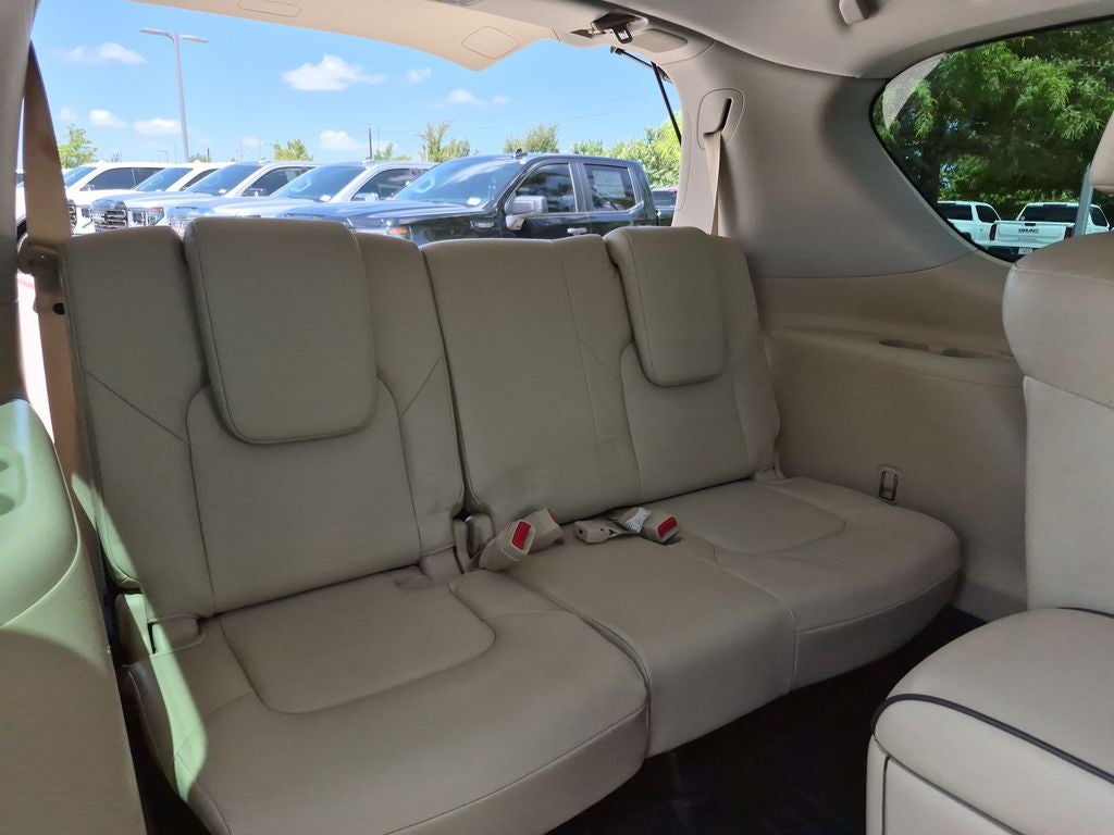 2022 INFINITI QX80 LUXE