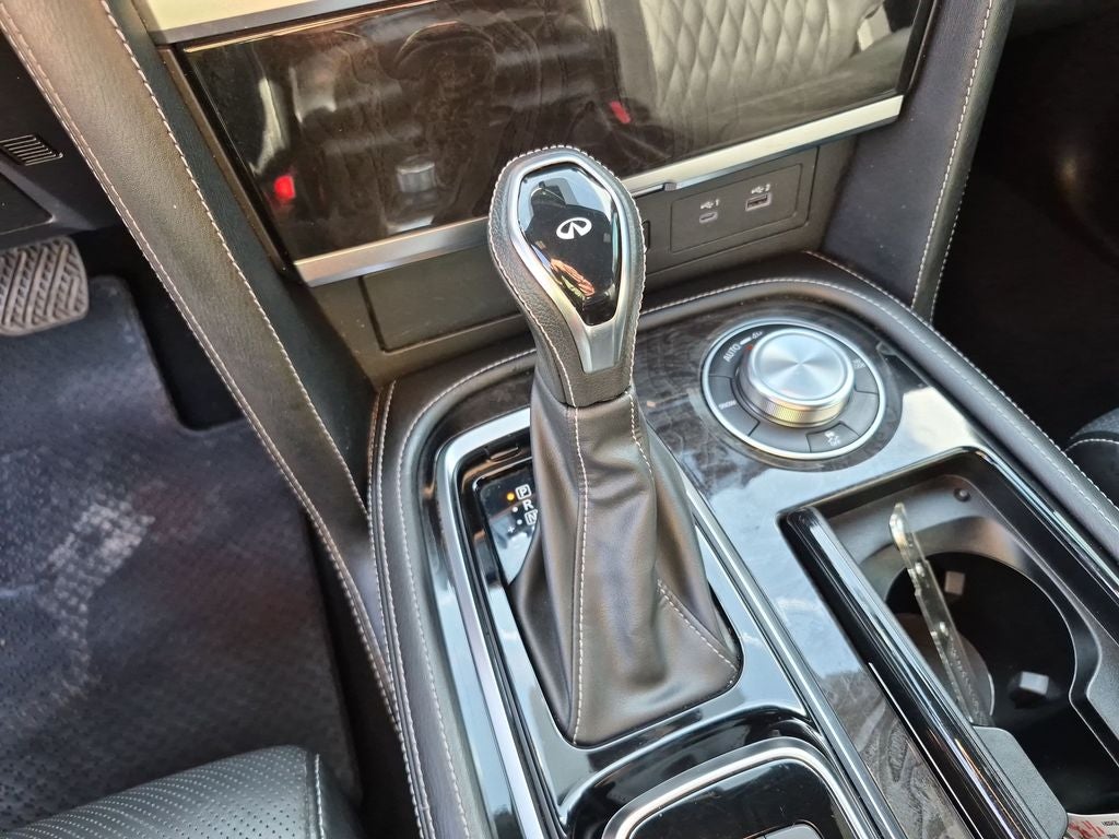 2023 INFINITI QX80 Sensory
