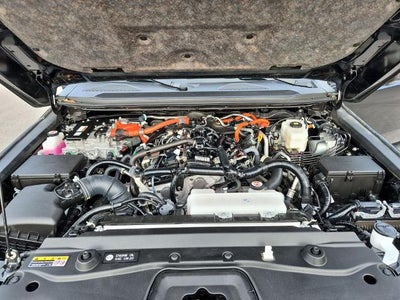 2025 Toyota Land Cruiser 4WD (GS)