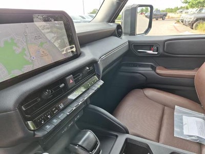 2025 Toyota Land Cruiser 4WD (GS)