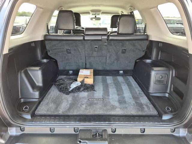 2011 Toyota 4Runner 4WD 4dr V6 SR5 (Natl)
