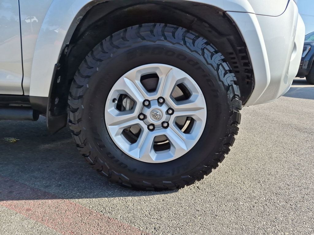 2023 Toyota 4Runner SR5