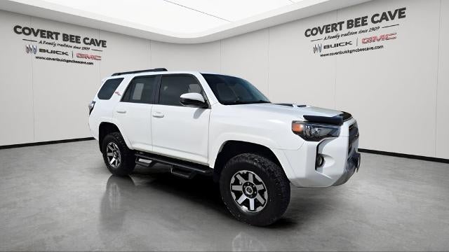 2022 Toyota 4Runner TRD Off Road 4WD (Natl)