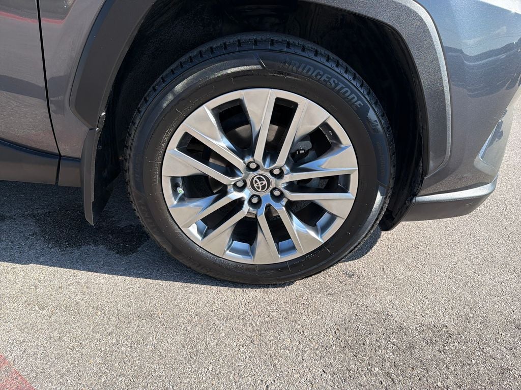 2020 Toyota RAV4 XLE Premium