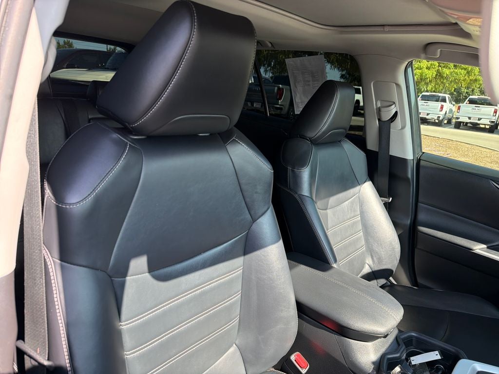 2020 Toyota RAV4 XLE Premium