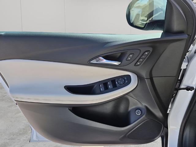 2023 Buick Encore GX Essence FWD