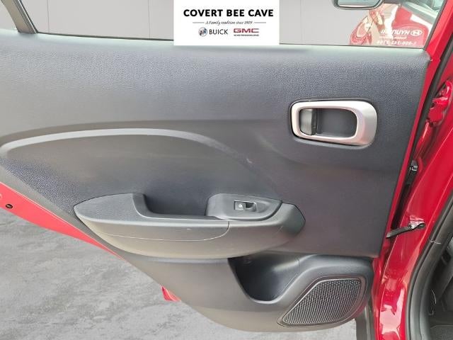 2022 Hyundai VENUE SEL IVT