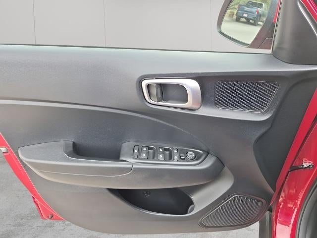 2022 Hyundai VENUE SEL IVT