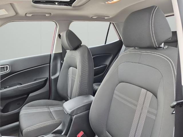 2022 Hyundai VENUE SEL IVT