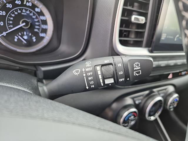 2022 Hyundai VENUE SEL IVT