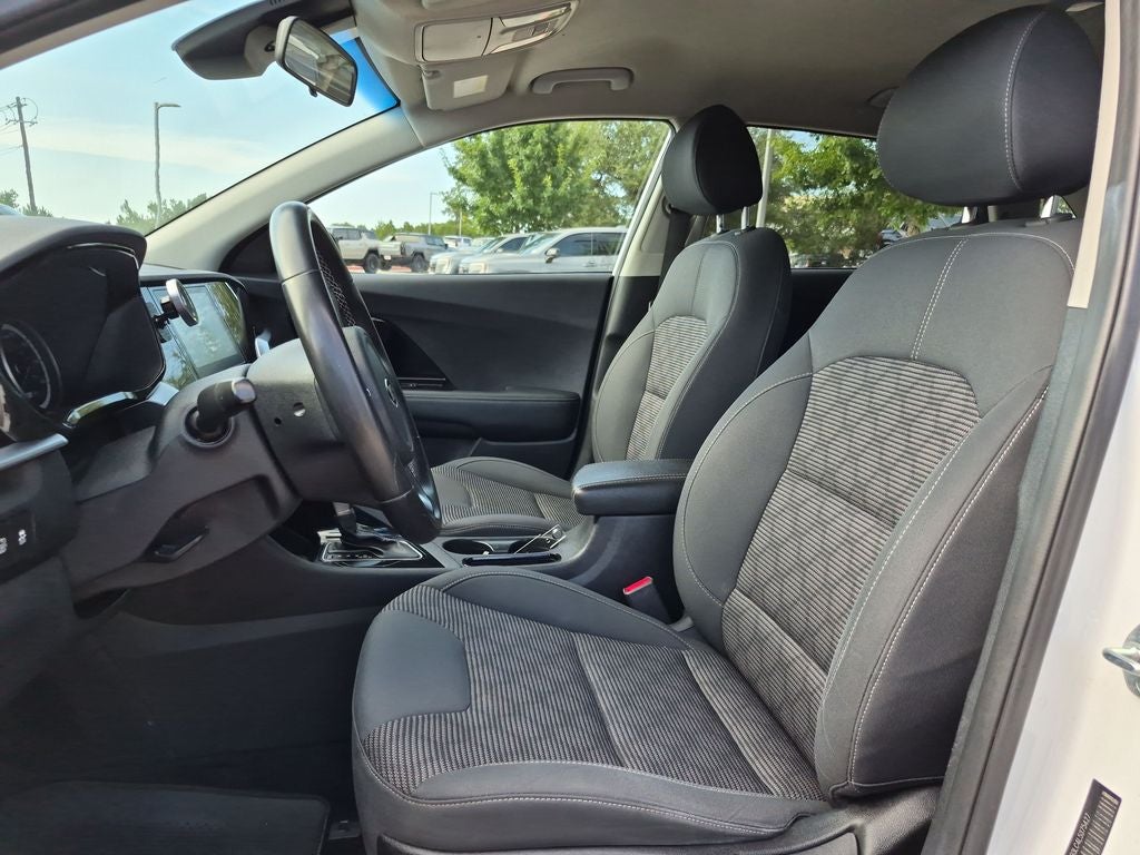 2020 Kia Niro LXS
