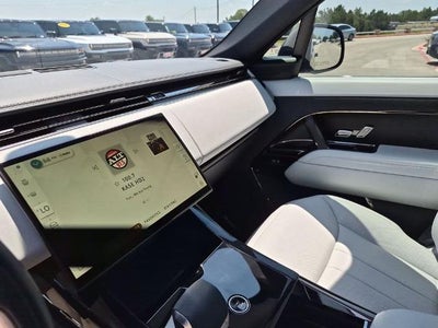2024 Land Rover Range Rover Sport P360 SE
