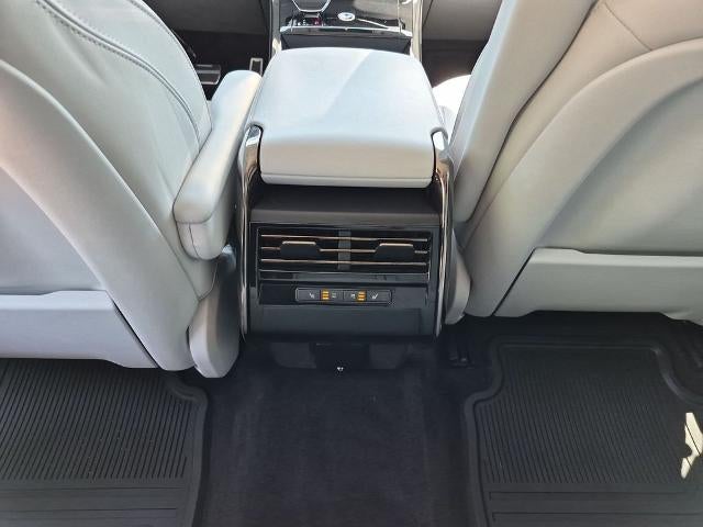 2024 Land Rover Range Rover Sport P360 SE