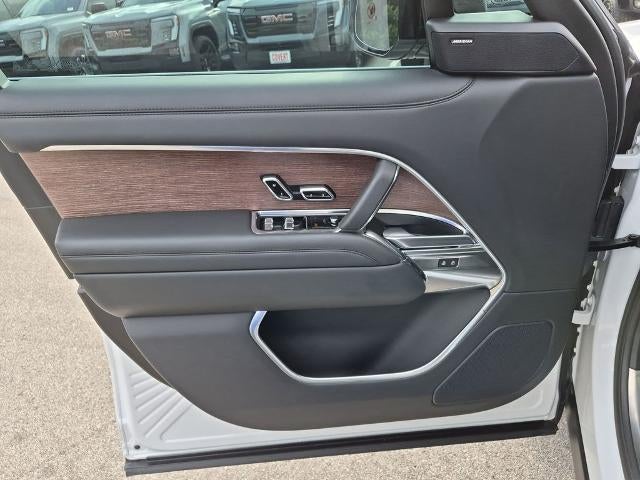 2024 Land Rover Range Rover P400 SE LWB 7 Seat
