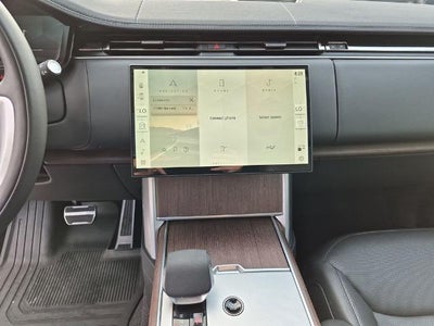 2024 Land Rover Range Rover P400 SE LWB 7 Seat