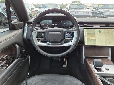 2024 Land Rover Range Rover P400 SE LWB 7 Seat