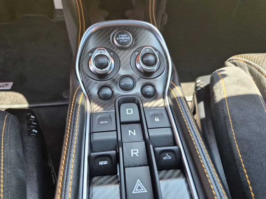2018 McLaren 570S Base