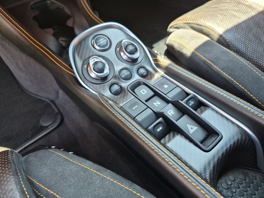 2018 McLaren 570S Base