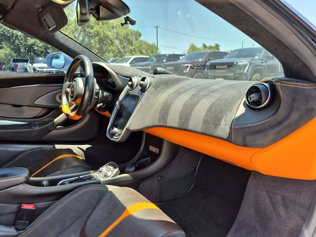 2018 McLaren 570S Base