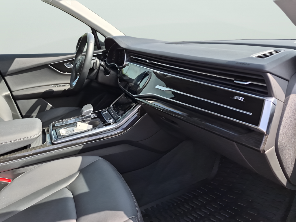 2022 Audi Q7 55 Premium quattro