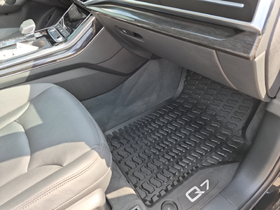 2022 Audi Q7 55 Premium quattro