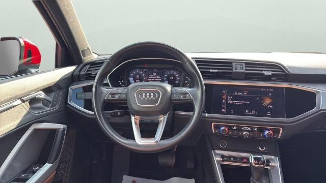 2022 Audi Q3 S line Premium 45 TFSI quattro