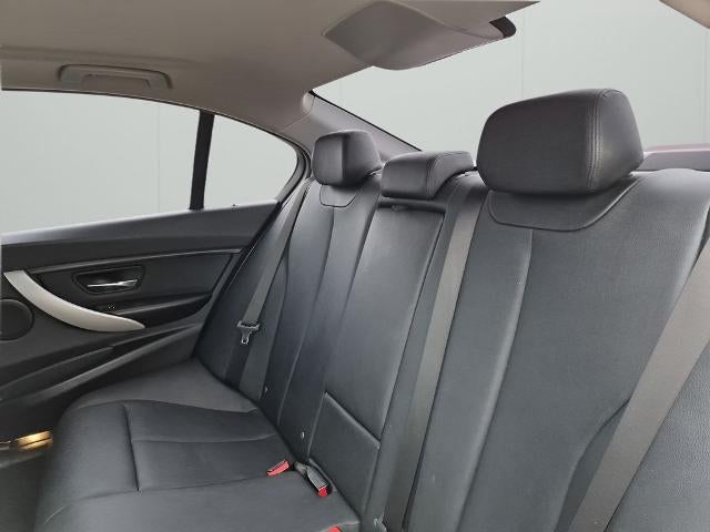 2017 BMW 320i Sedan