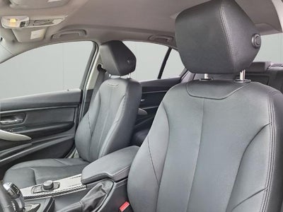 2017 BMW 320i Sedan