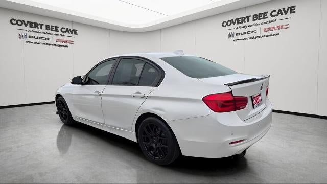 2017 BMW 320i Sedan