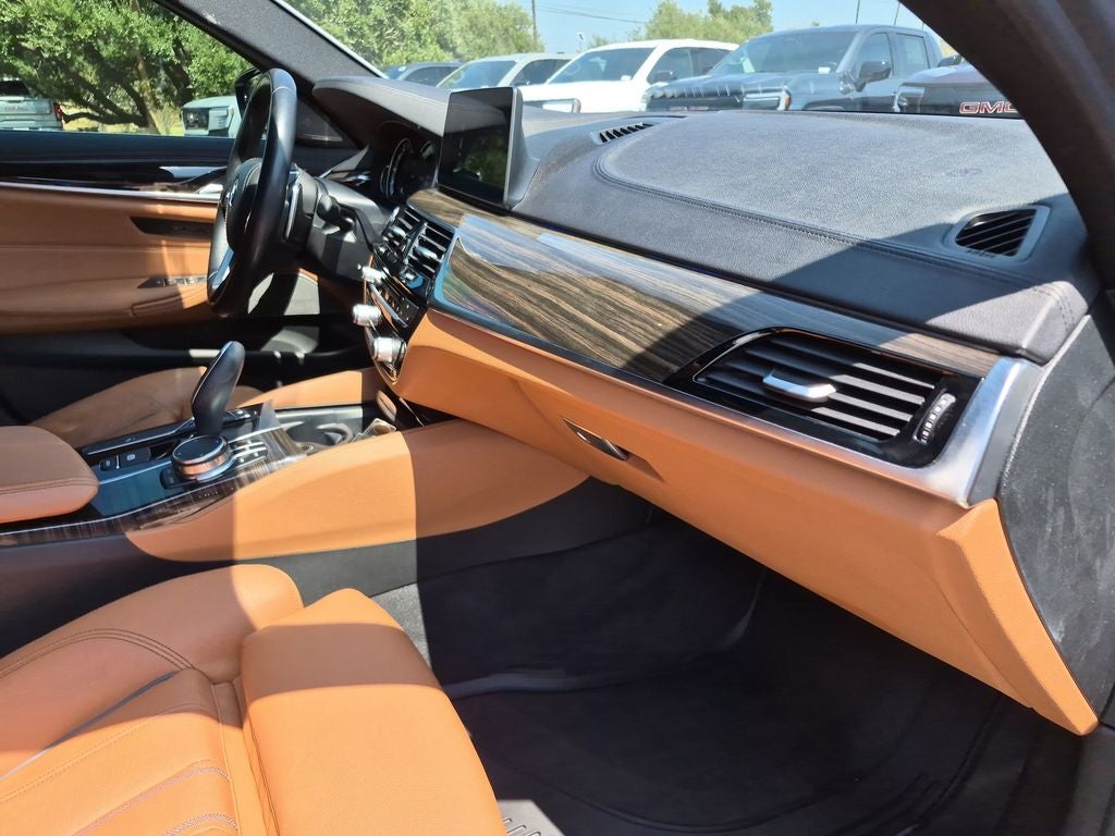 2018 BMW 5 Series 540i