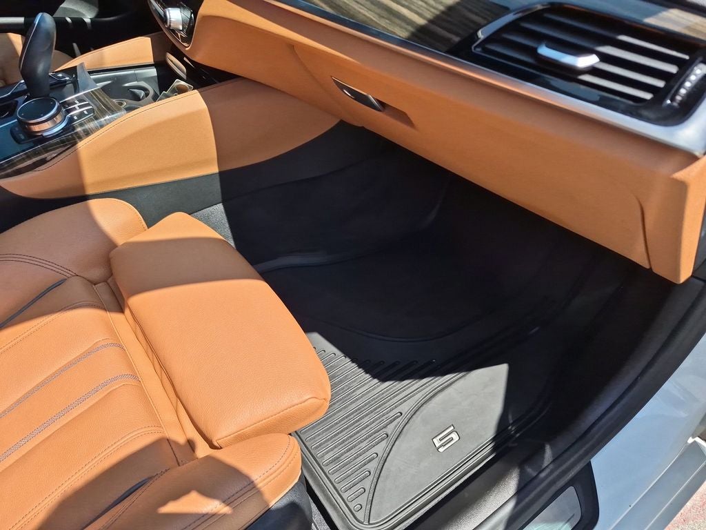 2018 BMW 5 Series 540i