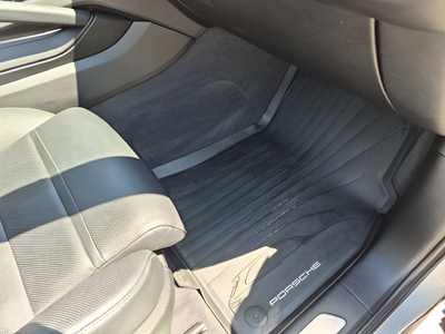 2025 Porsche Cayenne E-Hybrid Coupe S
