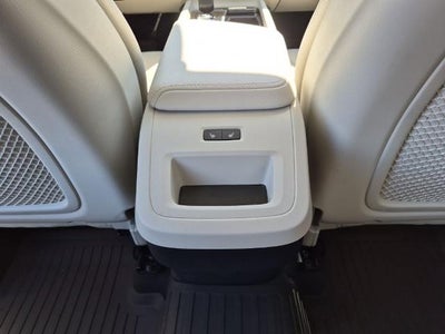 2025 Volvo XC60 B5 AWD Plus