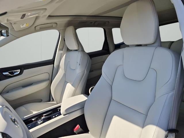 2025 Volvo XC60 B5 AWD Plus