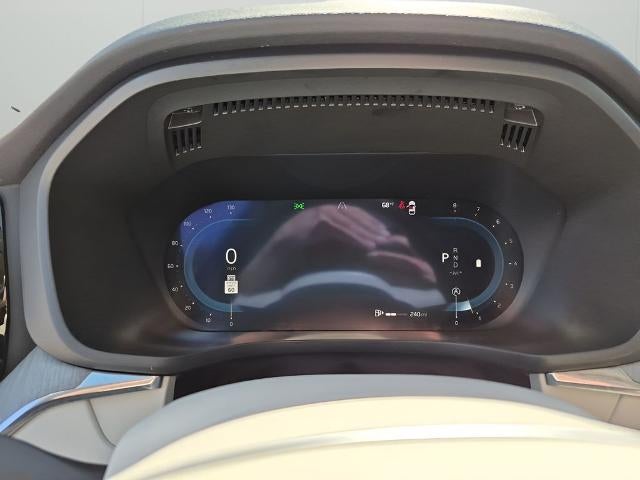 2025 Volvo XC60 B5 AWD Plus