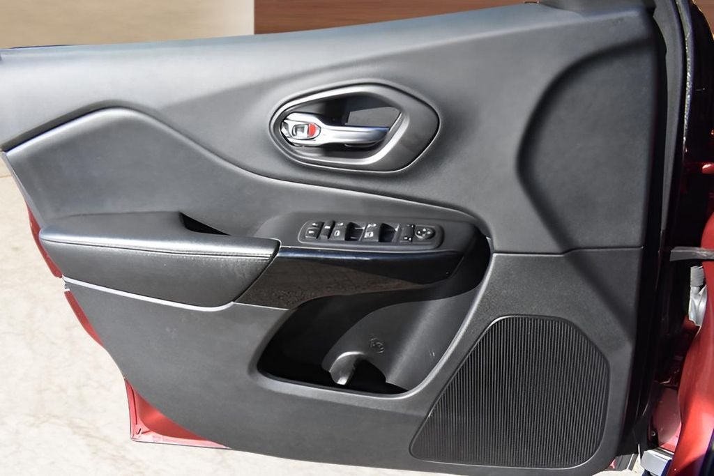 2020 Jeep Cherokee Altitude