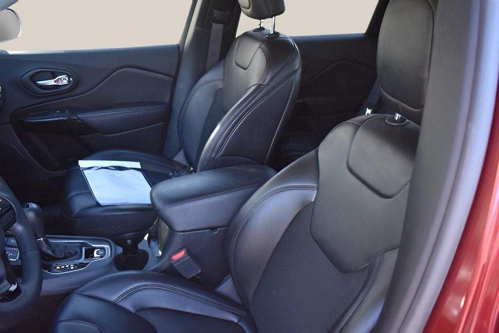 2020 Jeep Cherokee Altitude