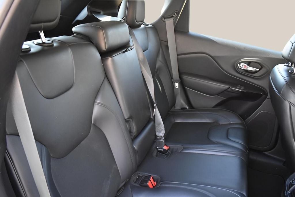 2020 Jeep Cherokee Altitude