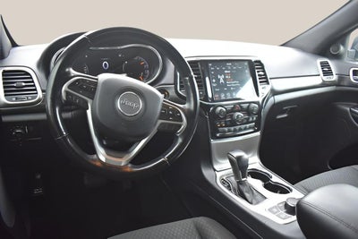 2020 Jeep Grand Cherokee Laredo E