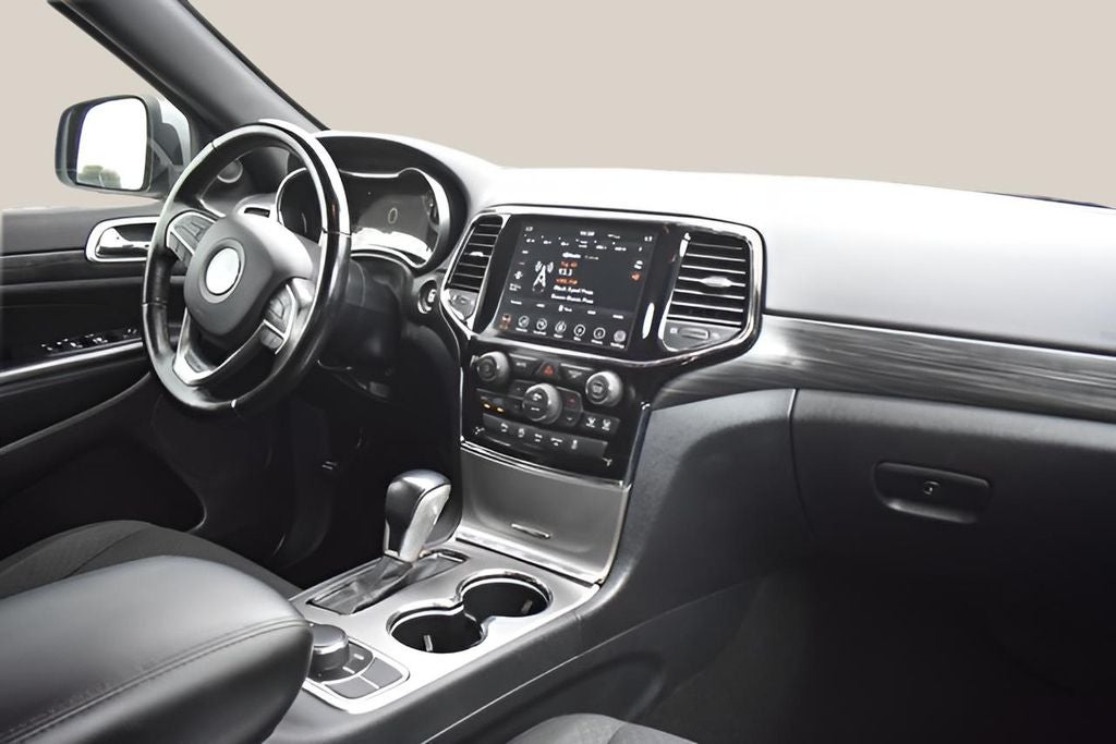 2020 Jeep Grand Cherokee Laredo E