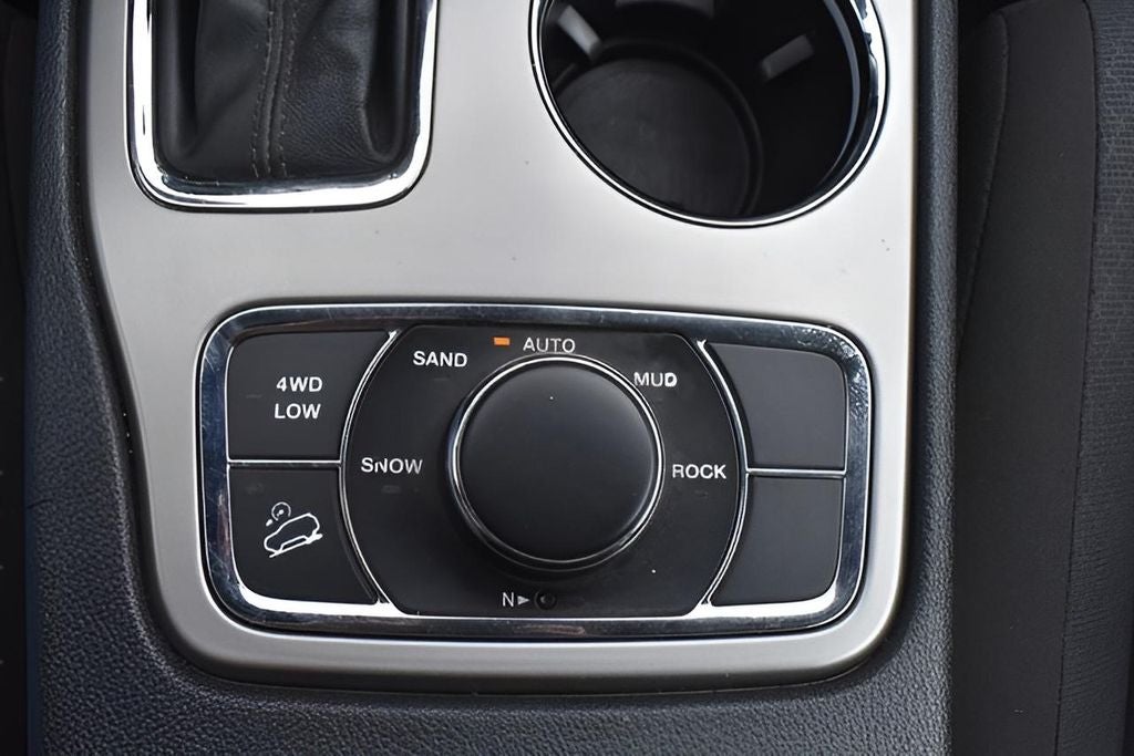 2020 Jeep Grand Cherokee Laredo E