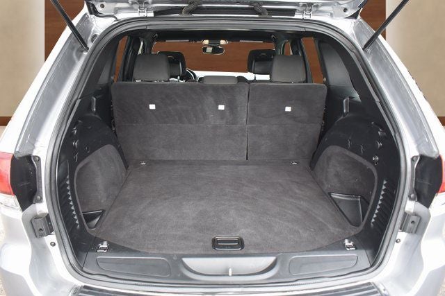 2020 Jeep Grand Cherokee Laredo E