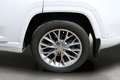 2023 Jeep Grand Cherokee Summit