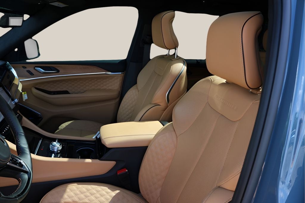 2026 Jeep Grand Cherokee Summit
