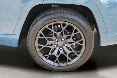 2026 Jeep Grand Cherokee Summit